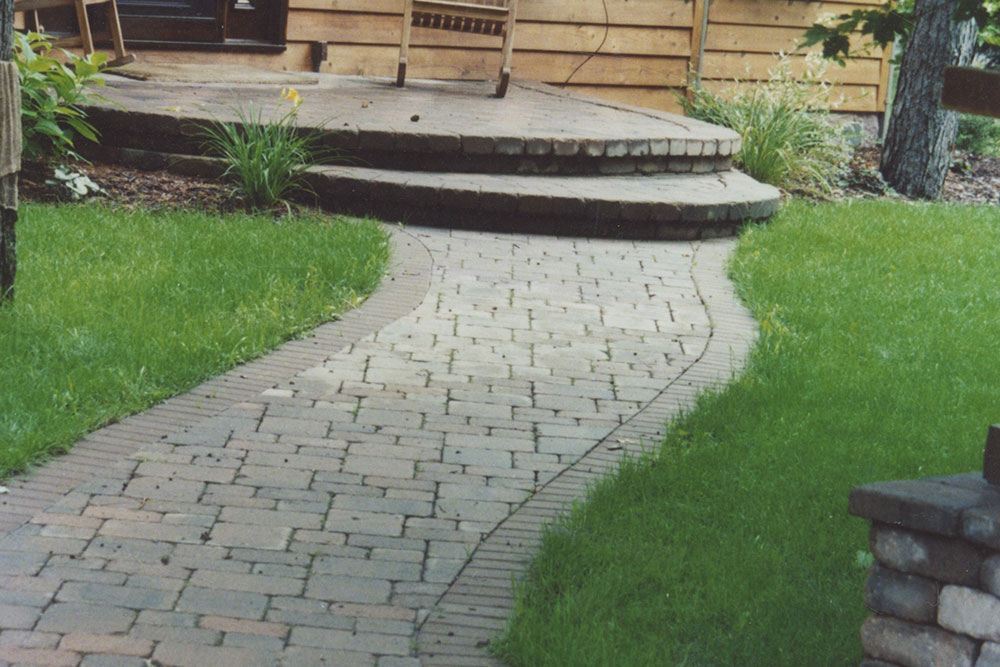 brick pavers for front or back yard